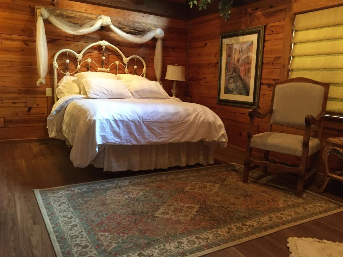 Cherokee Mountain Log Cabins Eureka Springs Exterior foto